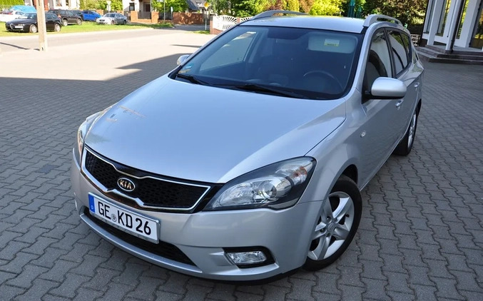 Kia Ceed cena 24900 przebieg: 165000, rok produkcji 2012 z Okonek małe 781